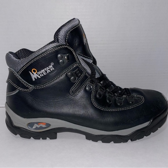 Mountain Gear High Top Hiking Boots Men Size 12 US 46 EU Waterproof Outdoors - Picture 1 of 9